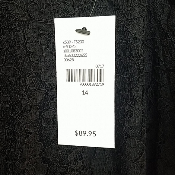 NWT Flutter-sleeve Lace Swing Dress - Picture 7 of 9